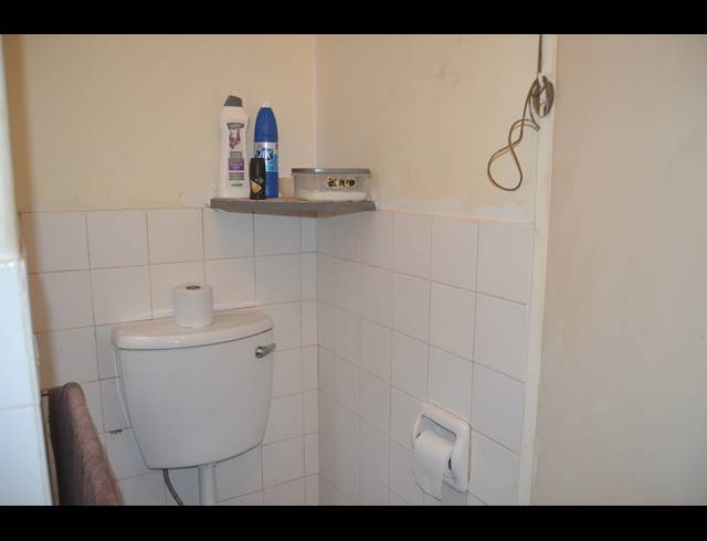1 BEDROOM APARTMENT FOR SALE IN SCOTTBURGH CENTRAL